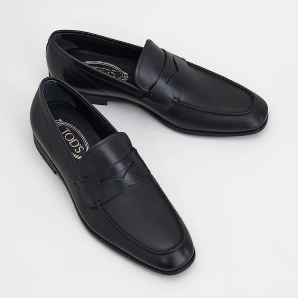 Tod’s Men’s Black Leather Loafers